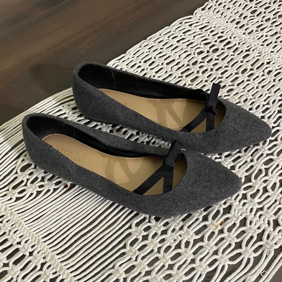 Lane Bryant grey tweed w black bow flats - Picture 2 of 4